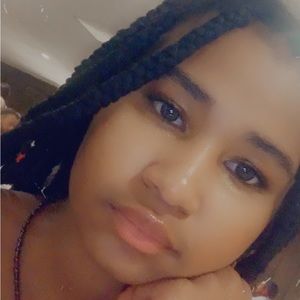 Meet your Posher, Destiny